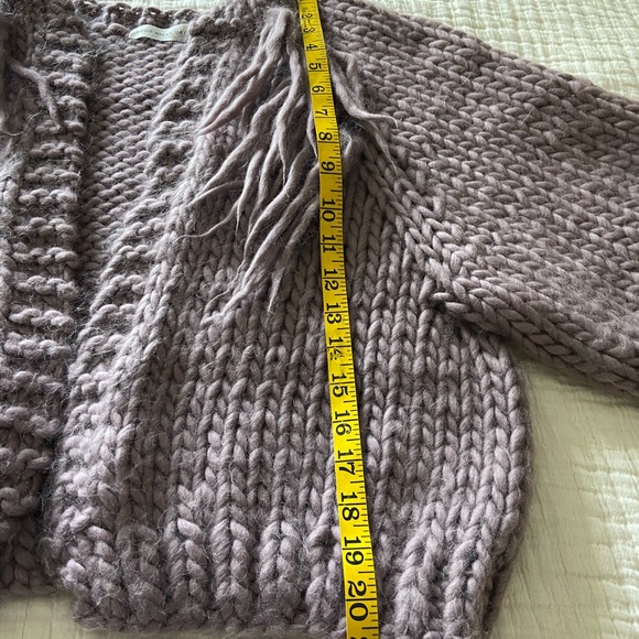 Good Night, Day Perth Cardigan lavender - Picture 7 of 9